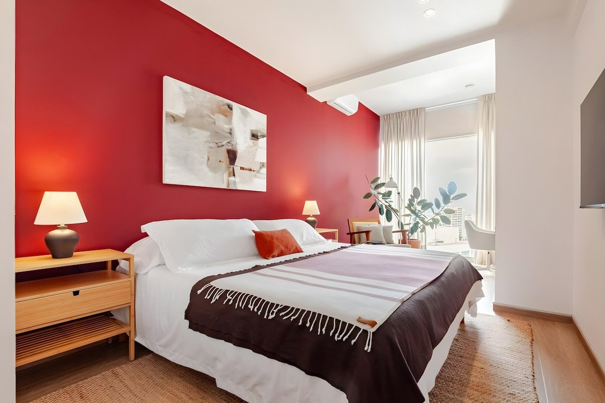 (Top 1%) Condesa Gem: AC, Pool, Gym & Views gallery image 4