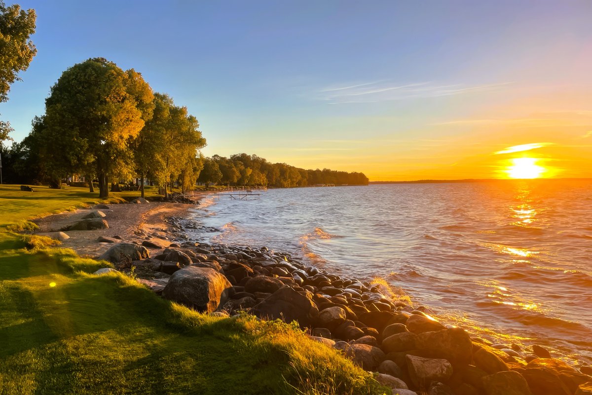 Lakeside Retreat at Izatys (#230) – 3BR / 3BA