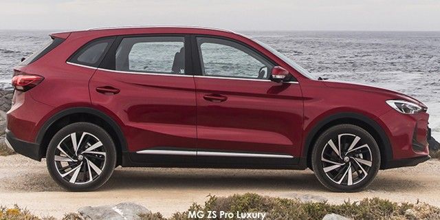 MG ZSPRO 1.5T LUX CVT - 6 
