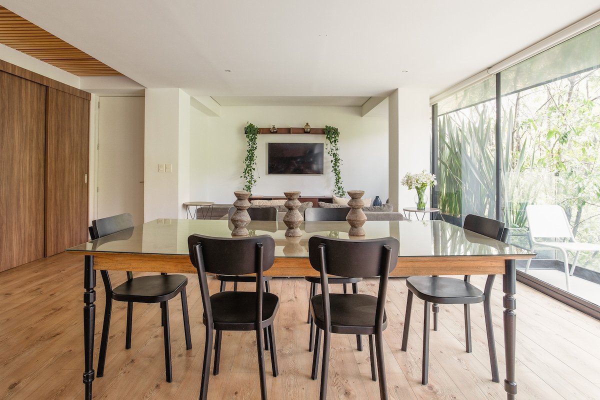 Cozy 3 BD Apartment gallery image 3