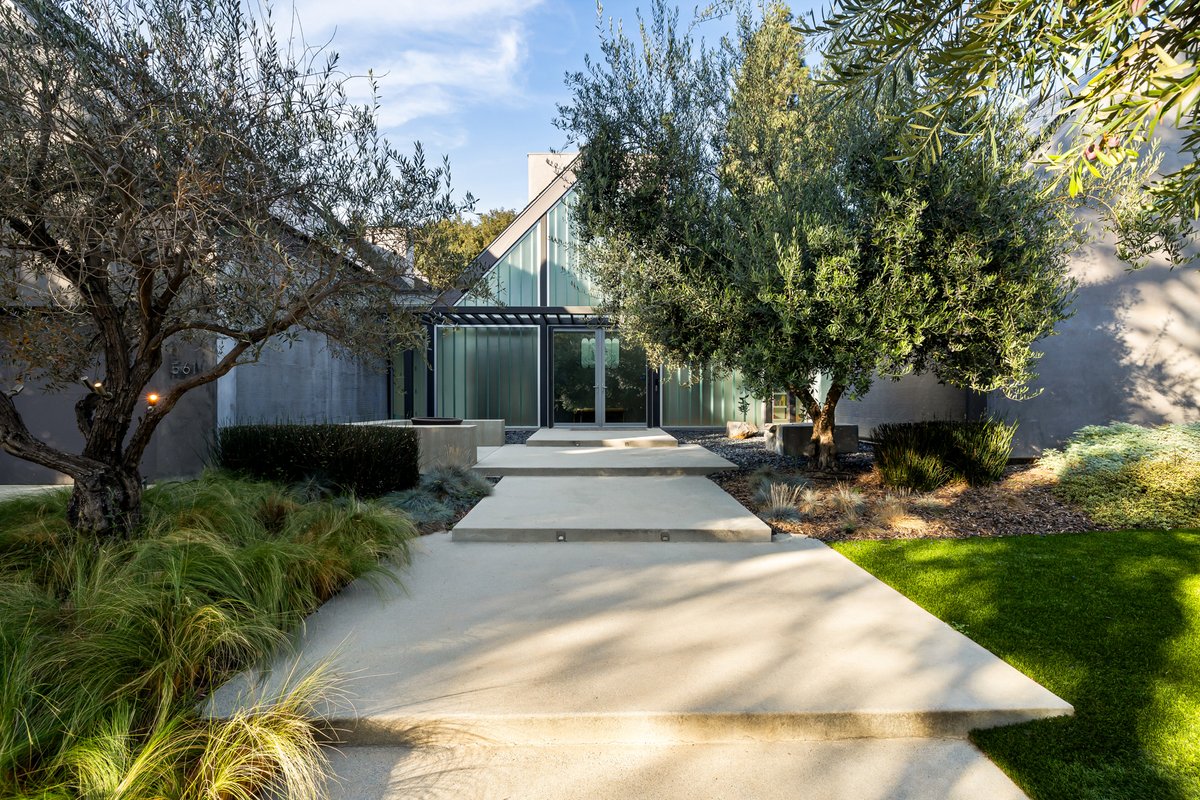 Pasadena Grand Escape