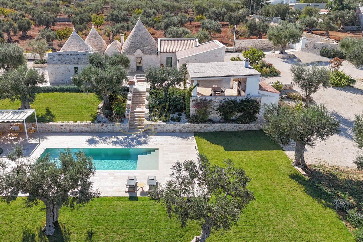 TD Trulli Lorusso Design Luxury Trulli with Pool