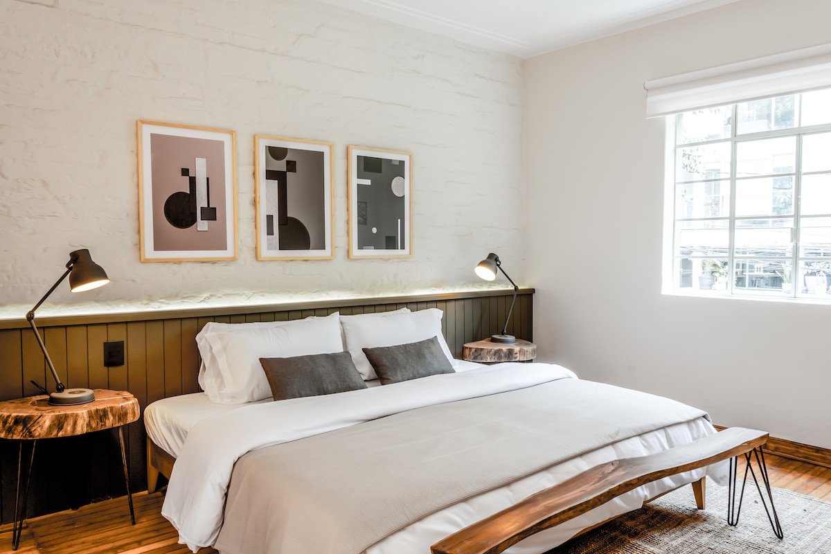 Distinctive 2Br apt w/patio | Enjoy Condesa Parks gallery image 2