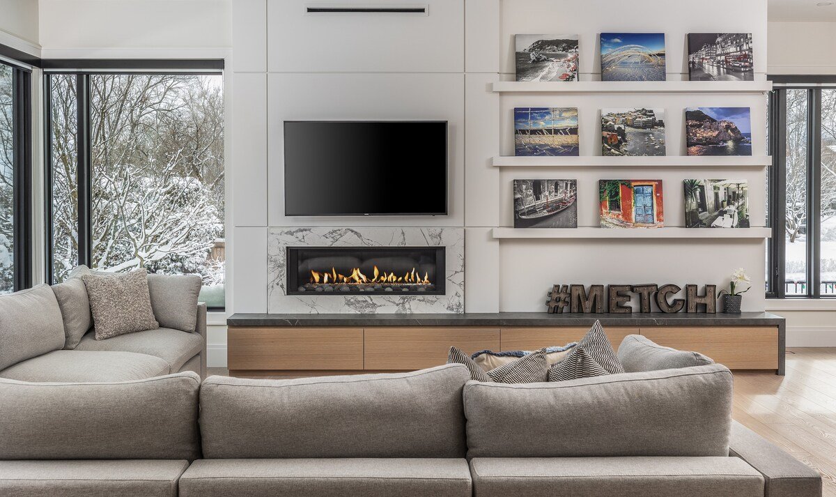 Executive home in Toronto gallery image 2