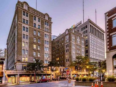 4-Bedroom Townhouse Centrally Located