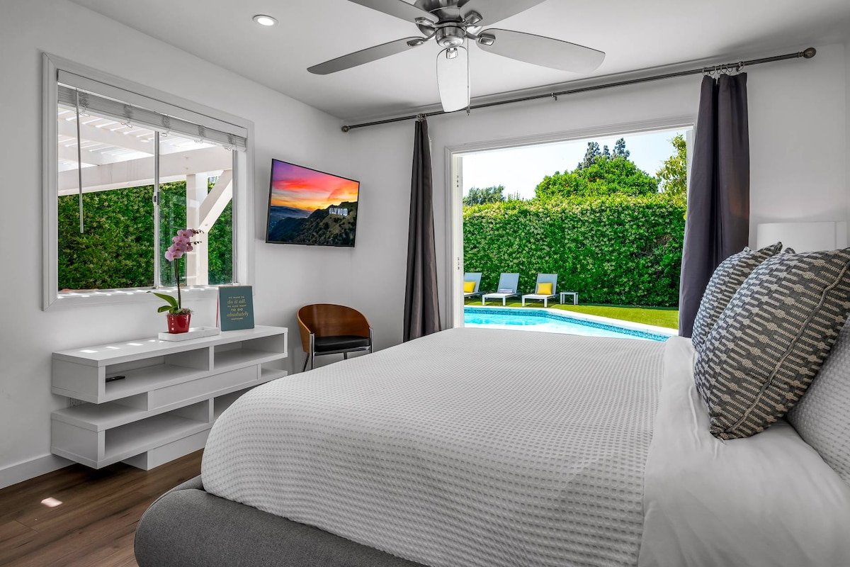 Escape the Cold to LA 20% Off til 12/31 gallery image 5