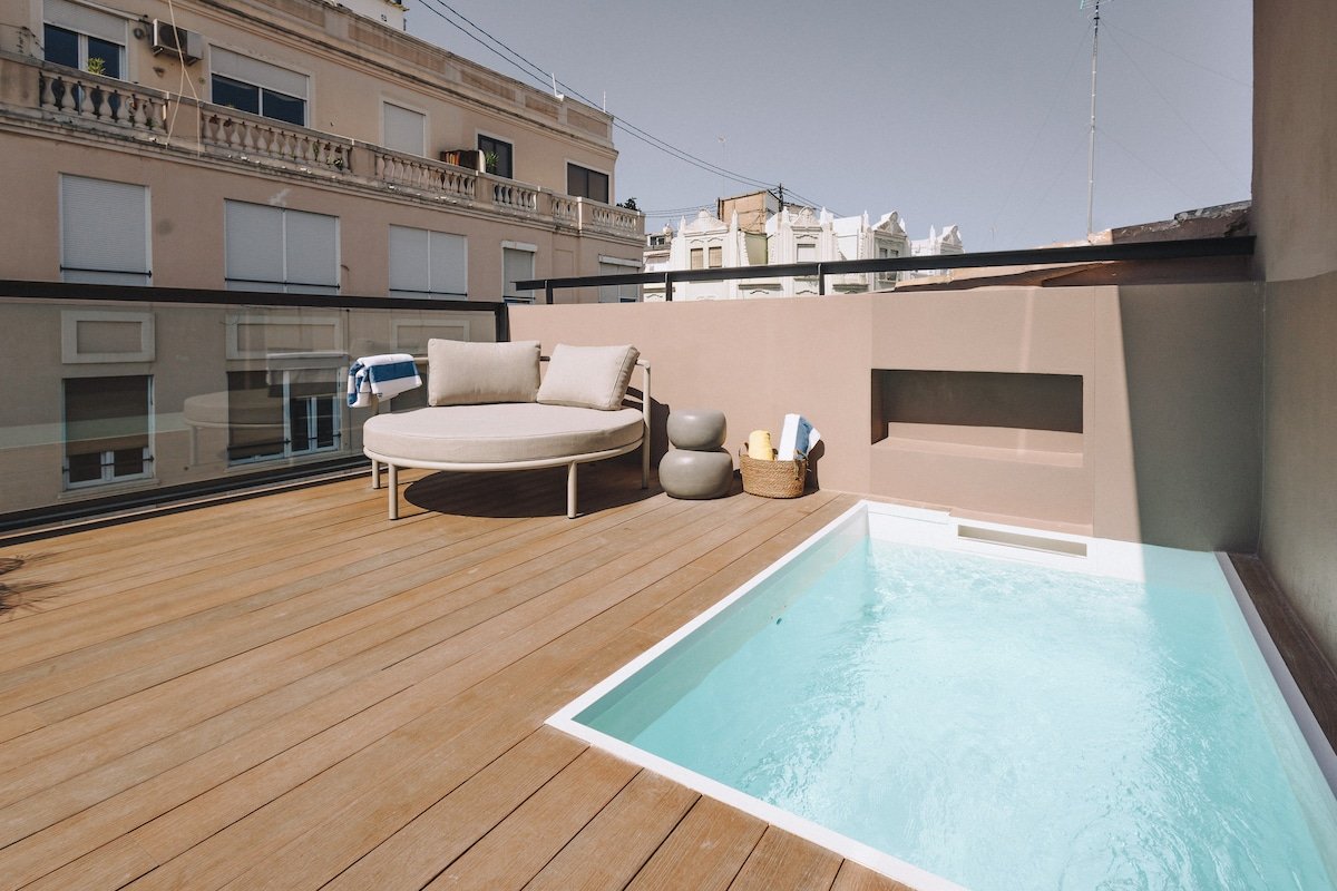 Ruzafa Sky Penthouse · Private Pool & Rooftop gallery image 3