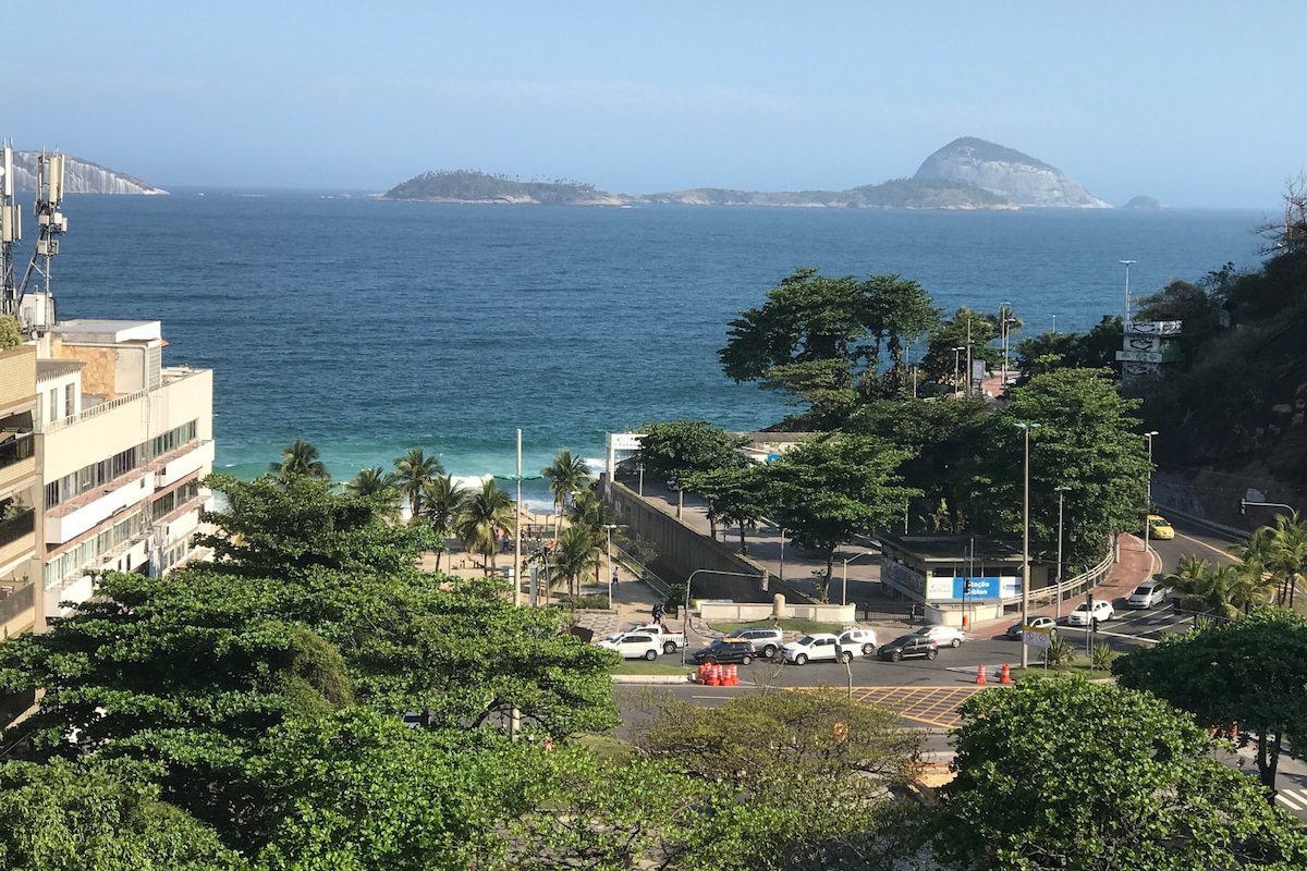 BEST OF LEBLON – by the beach & Dias Ferreira gallery image 3