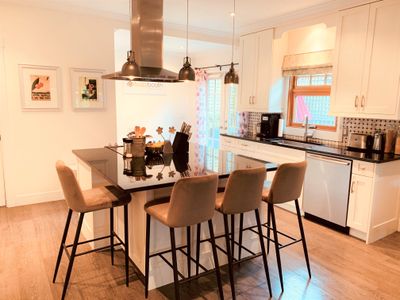 Beautiful Kitsilano 3 Bedroom 3Bath Home Vancouver