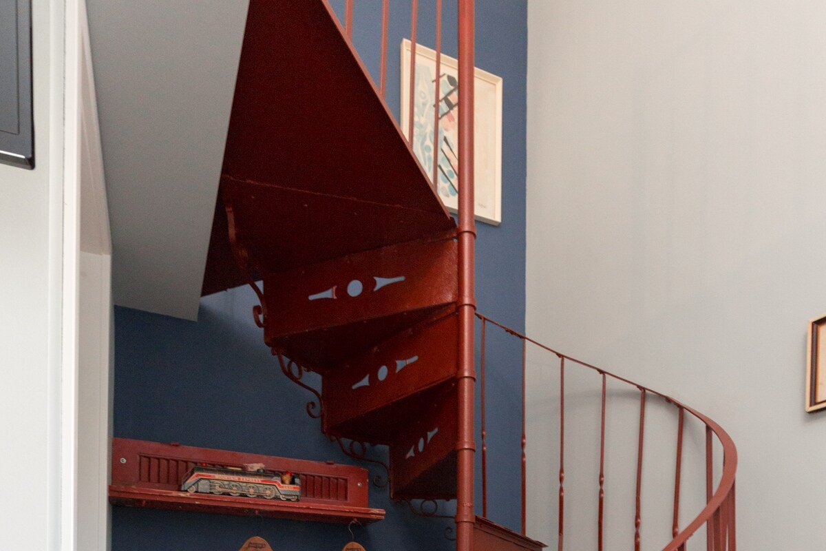 Troon of Athens gallery image 4