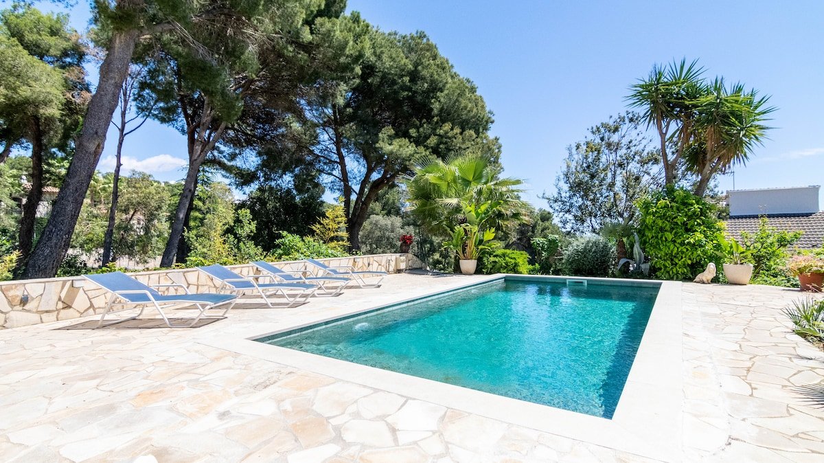 ★ CoastalVillas – Villa Treumal ★ near beach gallery image 5