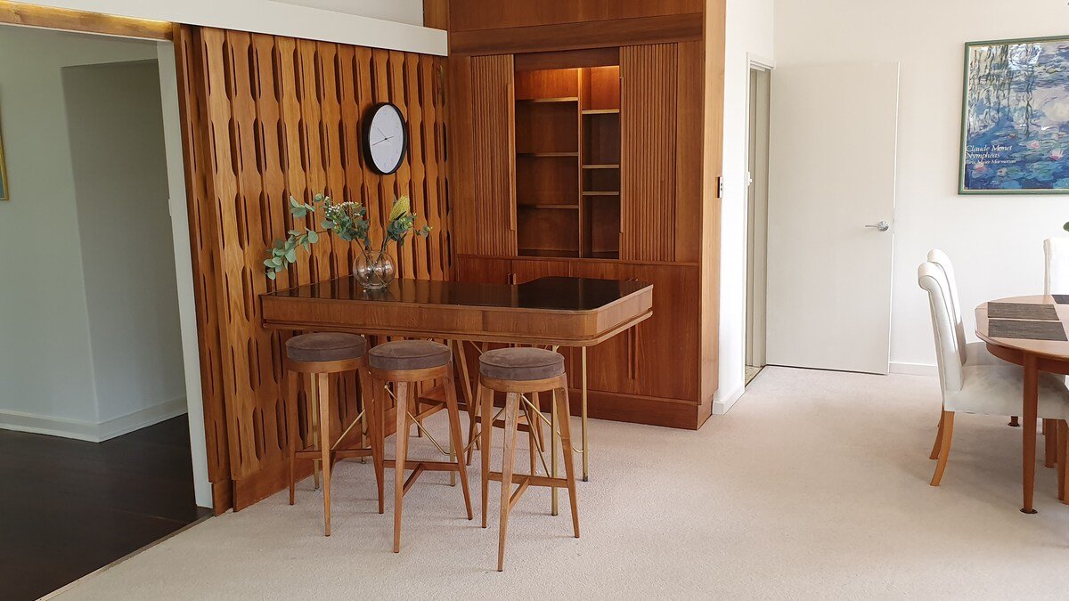 Toorak Luxury Living gallery image 5