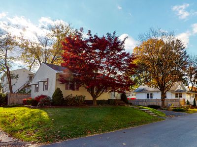/ Sauna Garden Getaway 1943 SUNY Eagle Hill