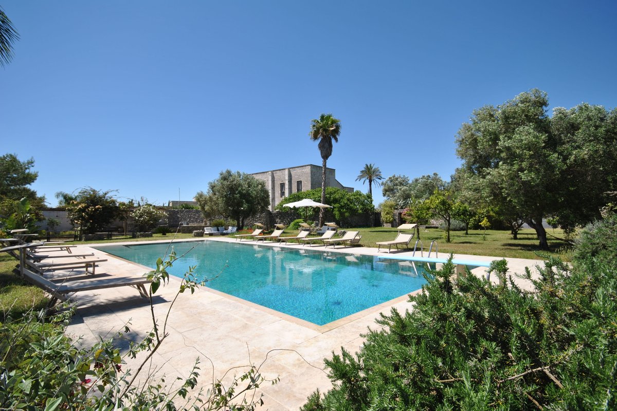 Masseria di prestigio con piscina vicino a spiagge