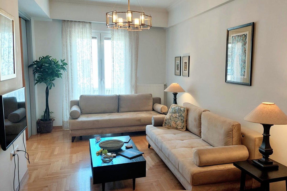 Elegant apartment in Acropolis