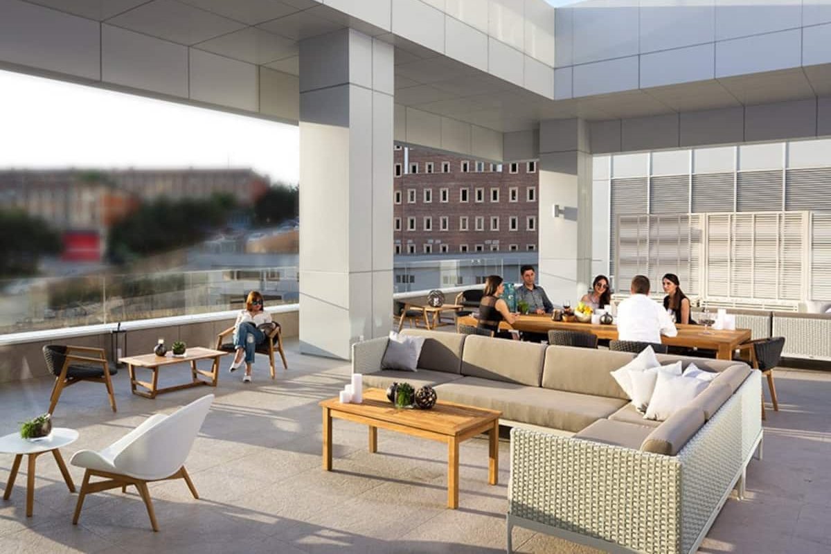 Penthouse | 2 BR | Housekeeping | Gym | Pool gallery image 3