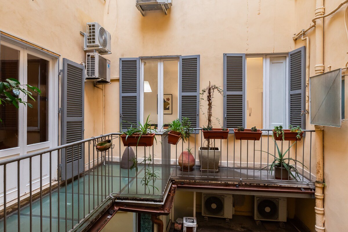 BMGA | Stunning 4 Bdr Apt Castel S. Angelo View gallery image 4