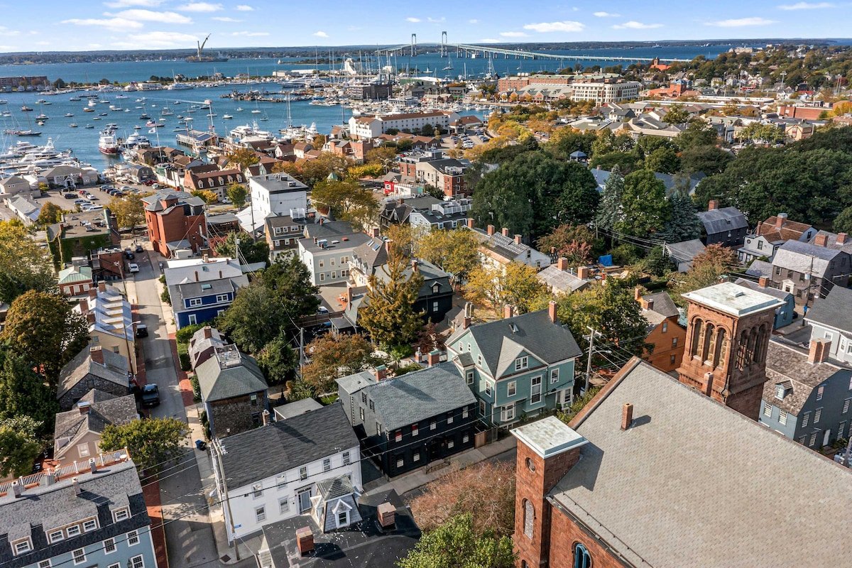 The Royce on Spring – High-End Family Getaway in N gallery image 5