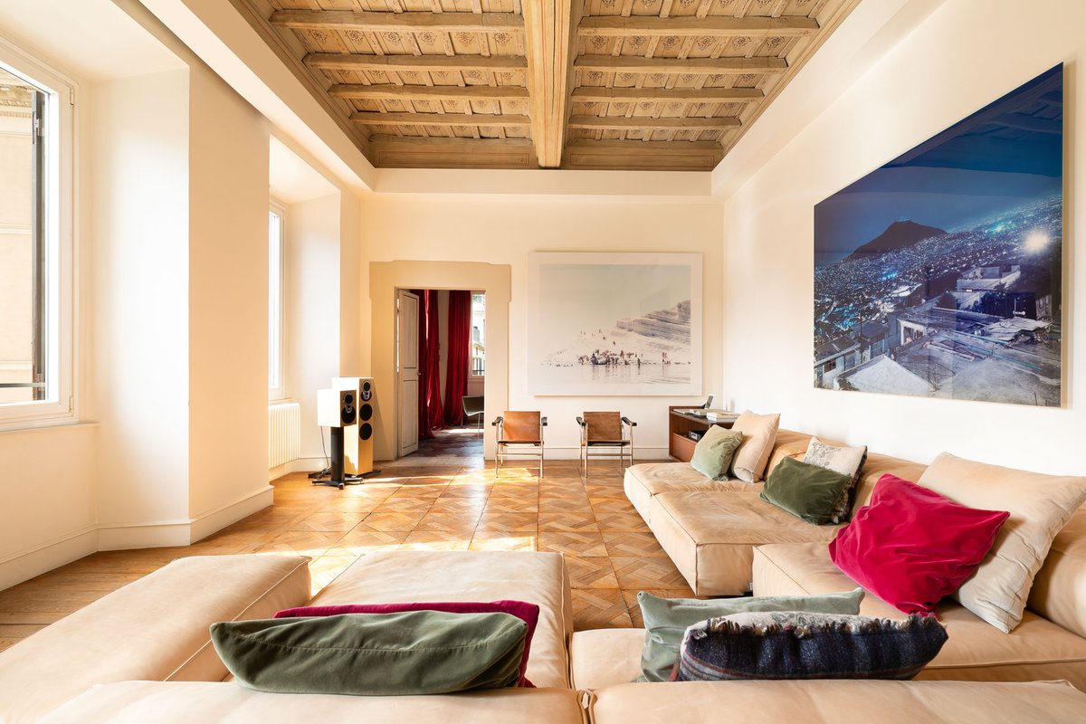 Casa Arte, a Burghesius home