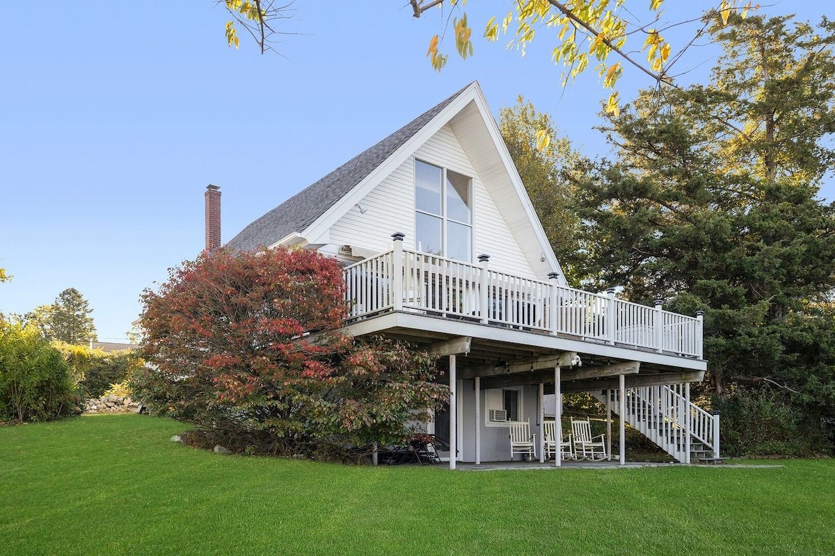 Waterfront A-frame Chalet with shore beach gallery image 5