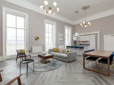 York Place City Centre 2 bedroom deluxe Apartment