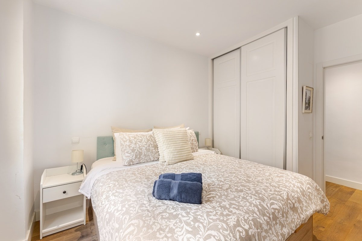 Amazing modern apartment in Madrid (B. Salamanca) gallery image 5