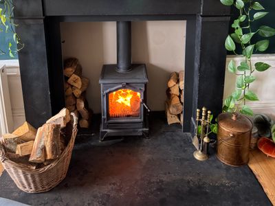 Spacious Georgian apartment in city centre