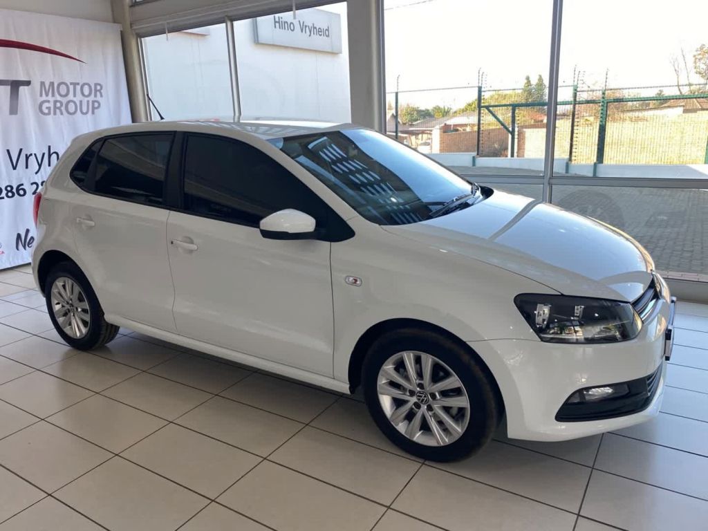 VOLKSWAGEN POLO VIVO 1.4 COMFORTLINE for Sale in South Africa