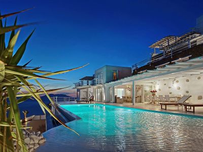 The Mykonos Villa ( 8 bedrooms )