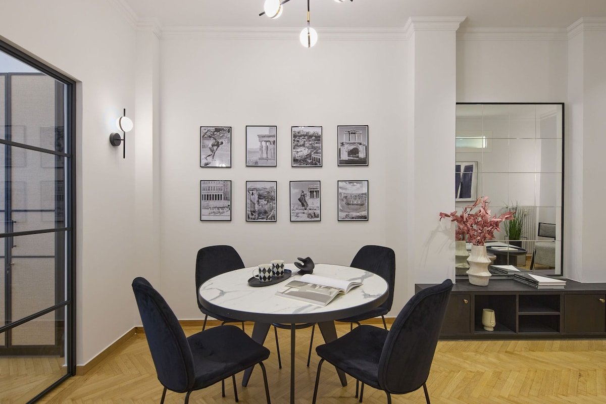 The Athenian Chic Elegant Residence in Kolonaki gallery image 5