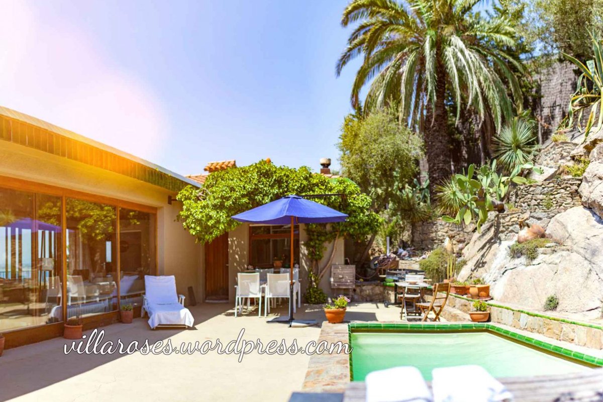 Charming House with Pool and Sea view