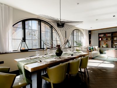 Shh! Oxford St Dream-Come-True FAM Design Hot Spot