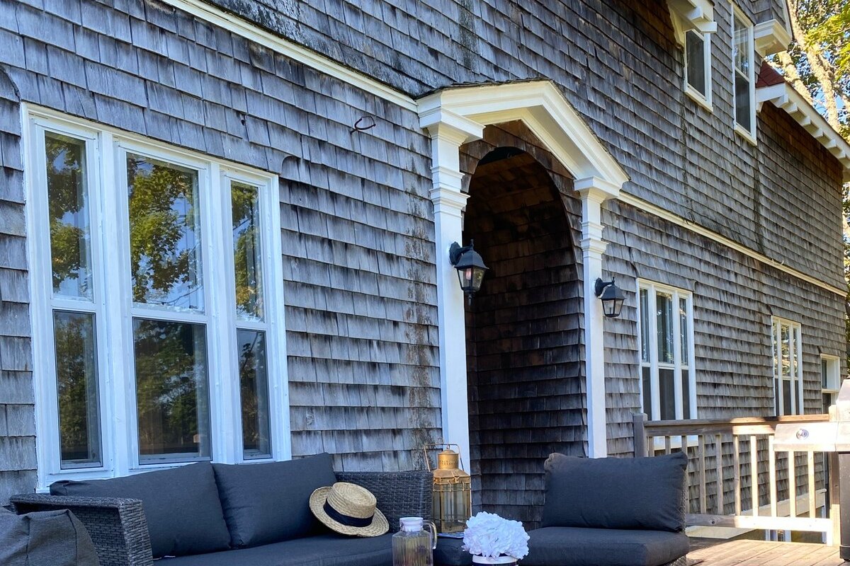 Historic Edwardian Carriage House Ample Parking gallery image 4