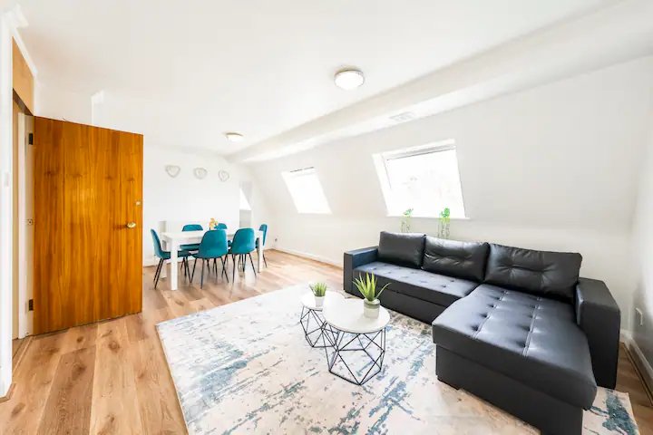 The Queensborough 3 Bed Apartment by Hyde Park