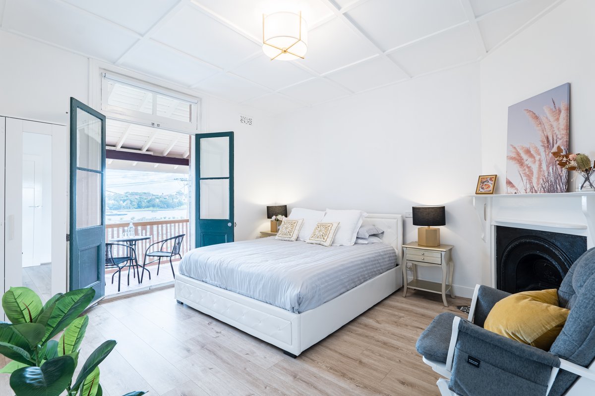 Waterfront – KING Master 4 Bedroom 3 Storey#9-10