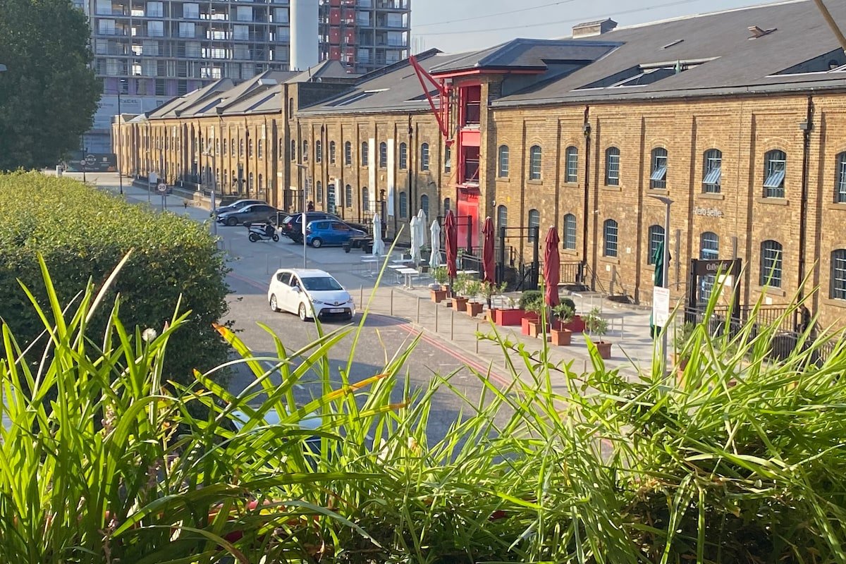 Apartment 3 Warehouse K, London – East End bliss! gallery image 3