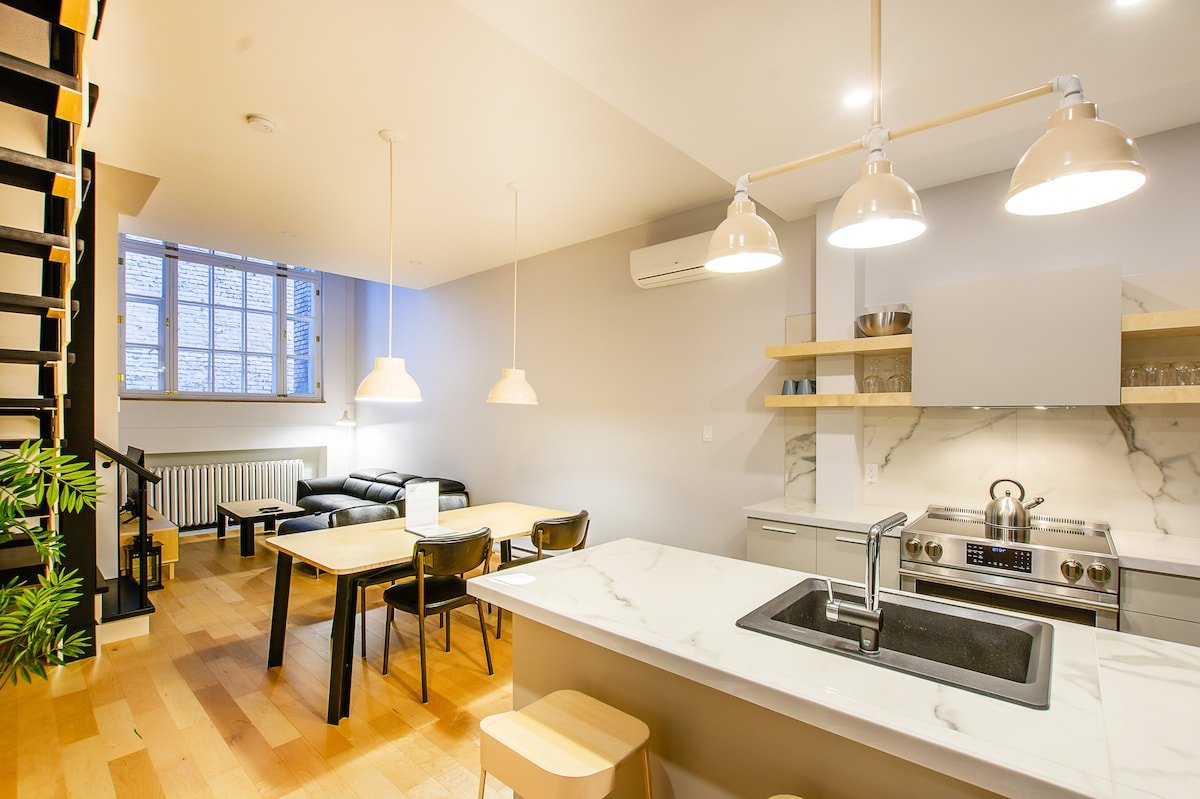 SP108-Les Lofts St-Pierre – Par Les Lofts Vieux-QC gallery image 3