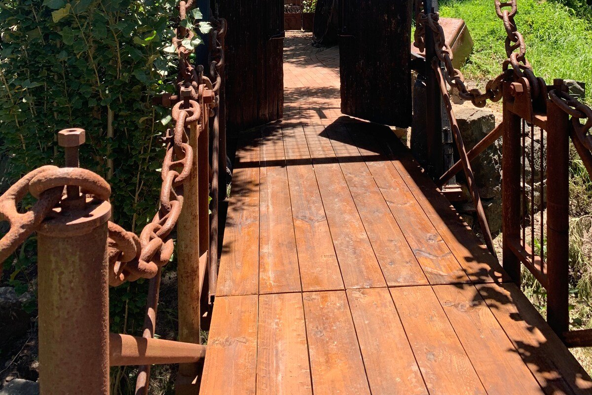 Barn&Bridge – Converted barn stay with hot tub gallery image 3