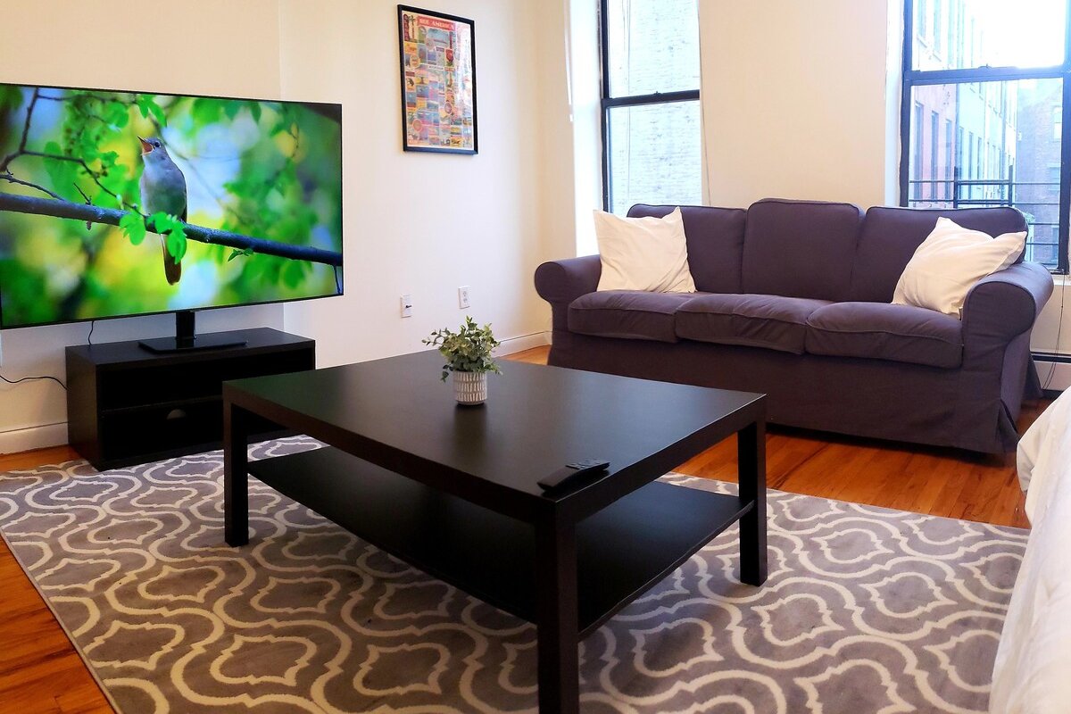 Two huge bedroom suites gallery image 2