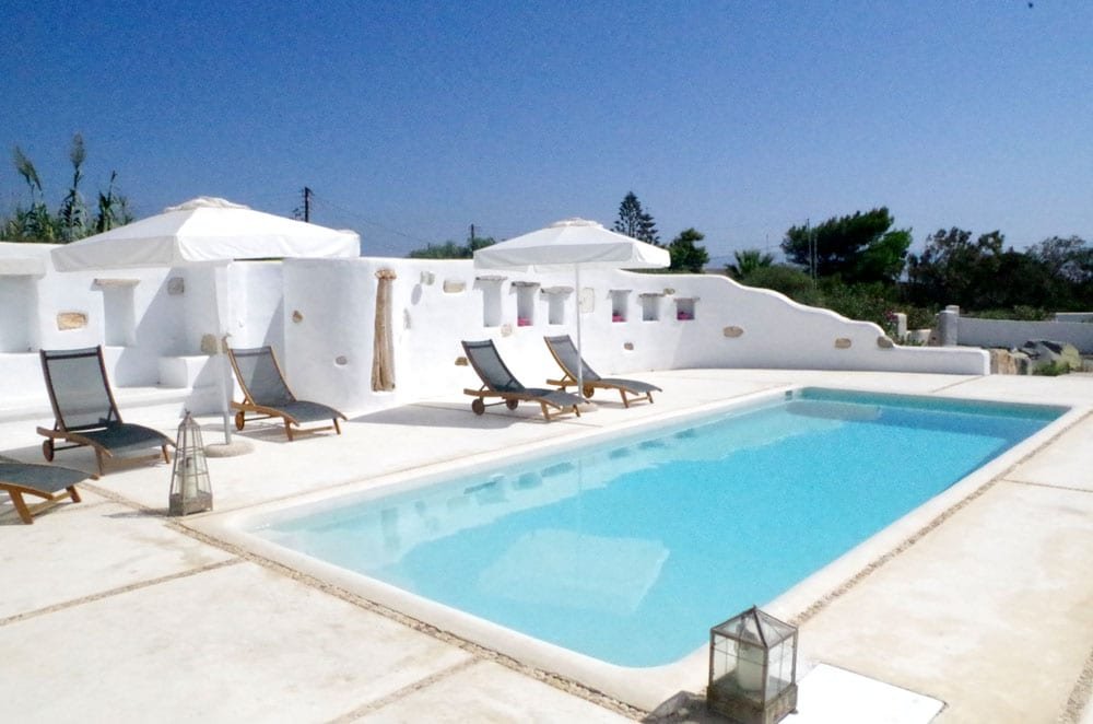 Villa Aria with private pool next to Naoussa gallery image 5