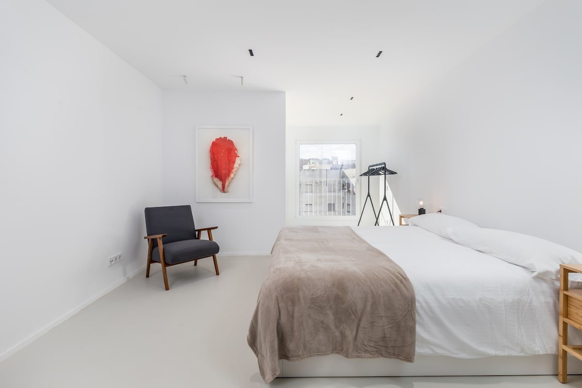 Stunning&Bright apt in Valencia’s port gallery image 5