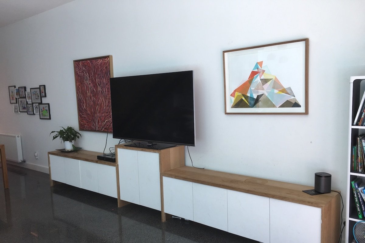 Clifton Hill house with pool gallery image 3