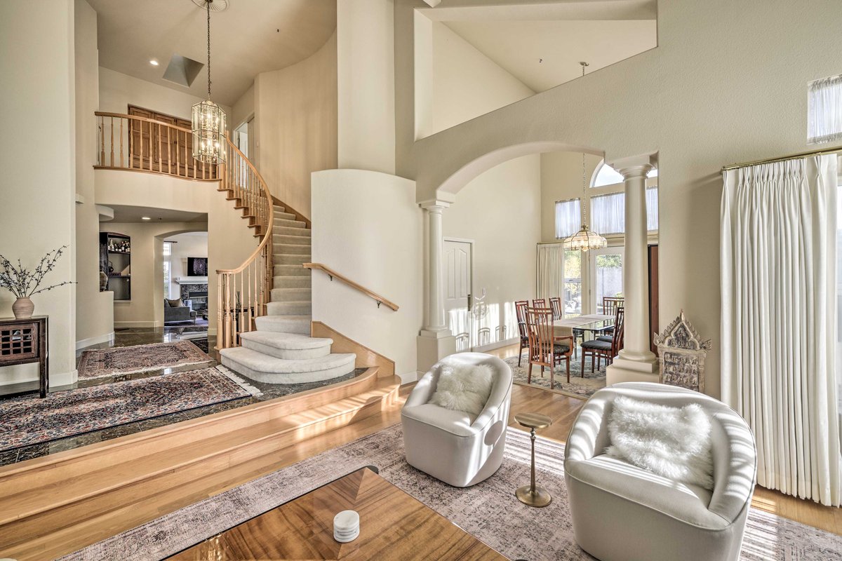 Bay Area home-24 Mi to San Fran!