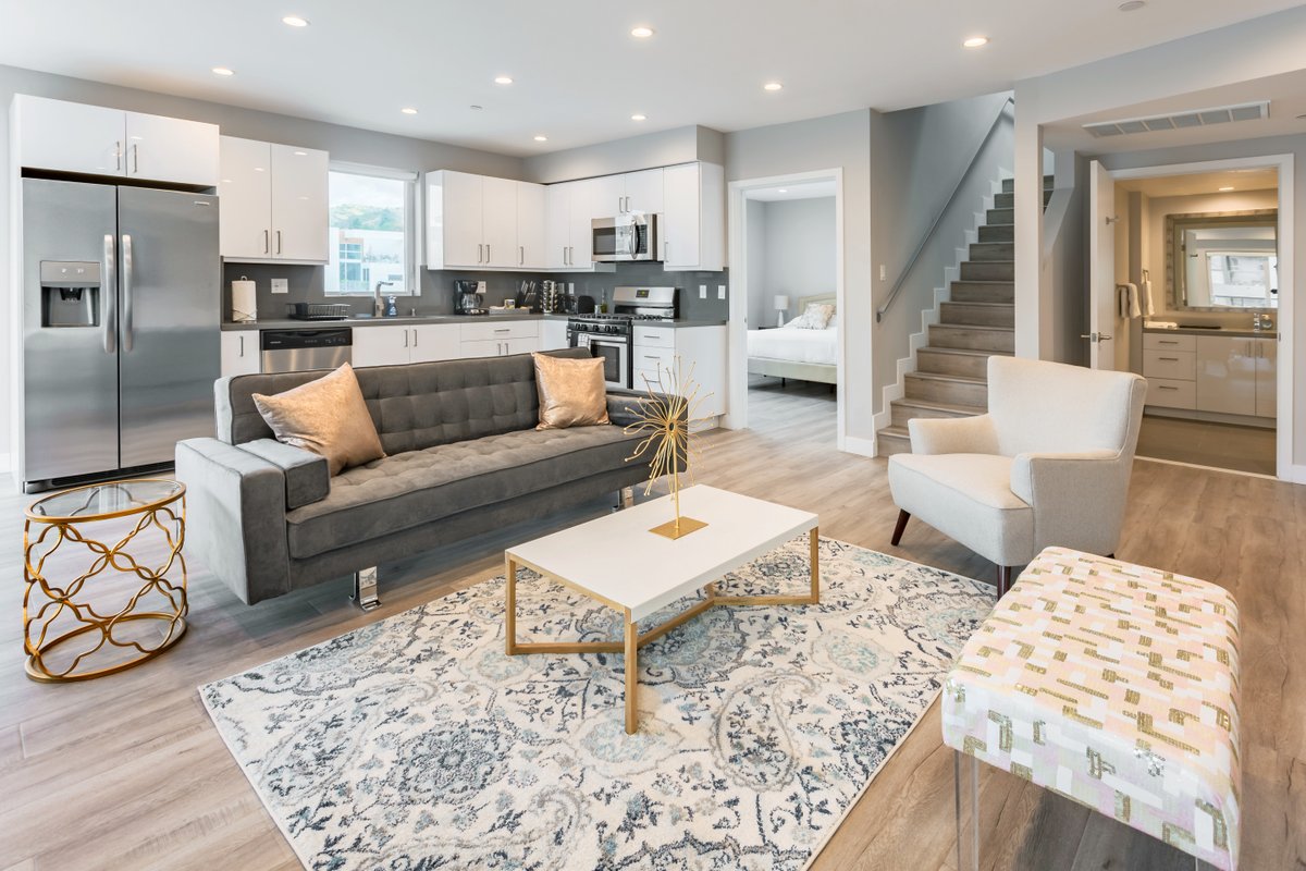 Spacious 4BR Retreat + Patio | Walk 99 Hollywood