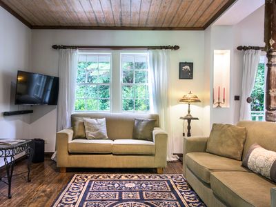 Winter Rose, sleeps 4, private gardens