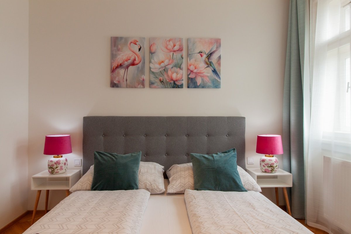 Stay Inn | Penthouse Feel: 3BR w/ A/C, Terrace gallery image 5