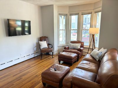 The Presidential Suite in Downtown Bristol!