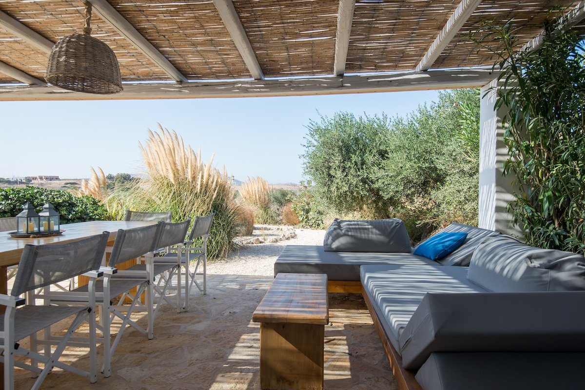 White Sand Paros Villa Smile gallery image 2