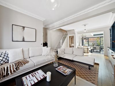 Newly renovated Garden House by Battersea Park