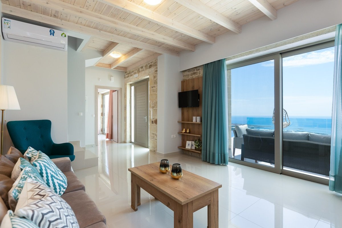 Villa Daphne Private pool, sea view, luxury, BBQ gallery image 3